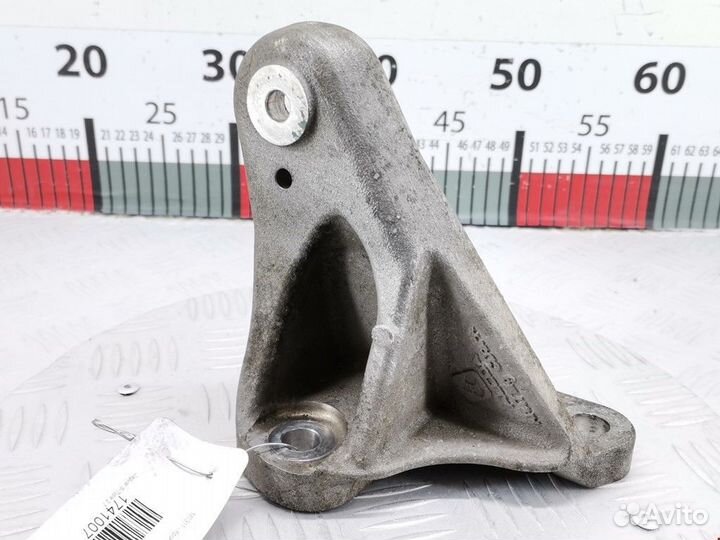 Кронштейн двигателя Jaguar S-Type 2004