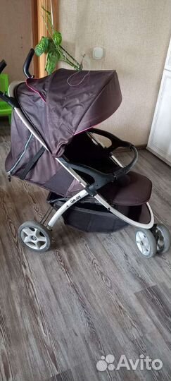 Прогулочная коляска