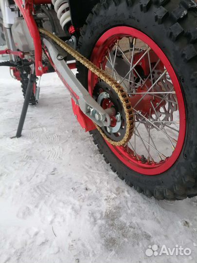 Питбайк Rockot HI-tech 140 Forsage (эл.ст., 17/14)