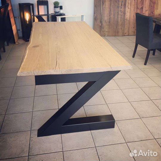 Стол обеденный в стиле лофт