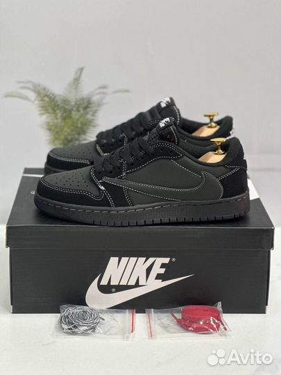 Travis Scott x Air Jordan 1 Low «Black Phantom