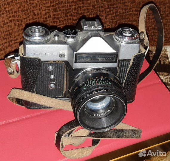 Два плёночных фотоаппарата