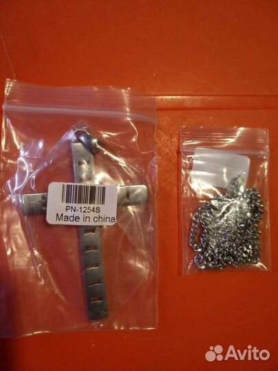 Крест с цепочкой из нержавеющей стали