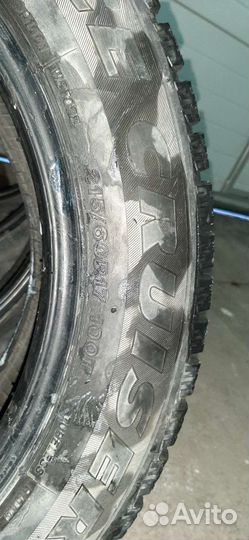 Bridgestone Ice Cruiser 7000 215/60 R17 100T