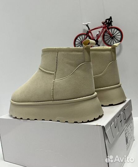 UGG (Зима)бархатное покрытие белые