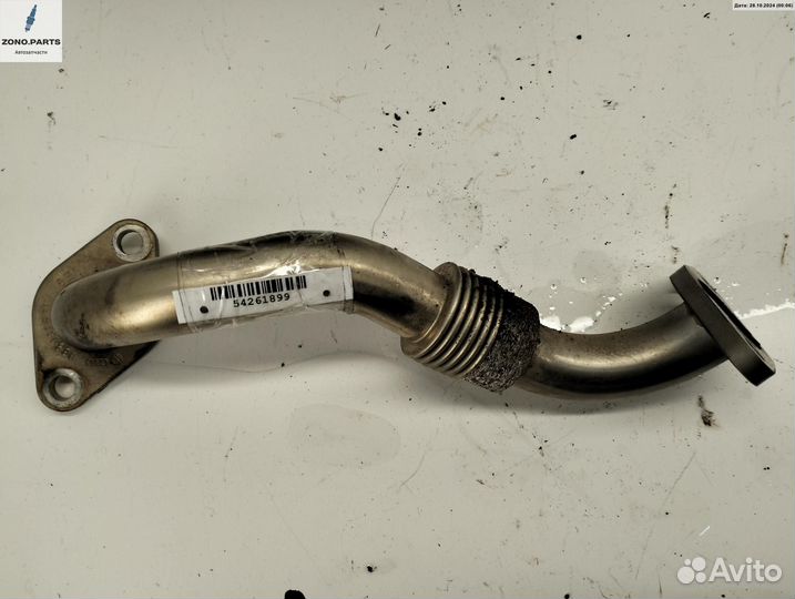 Трубка системы рециркуляции EGR 038131521J на Volkswagen Golf-4