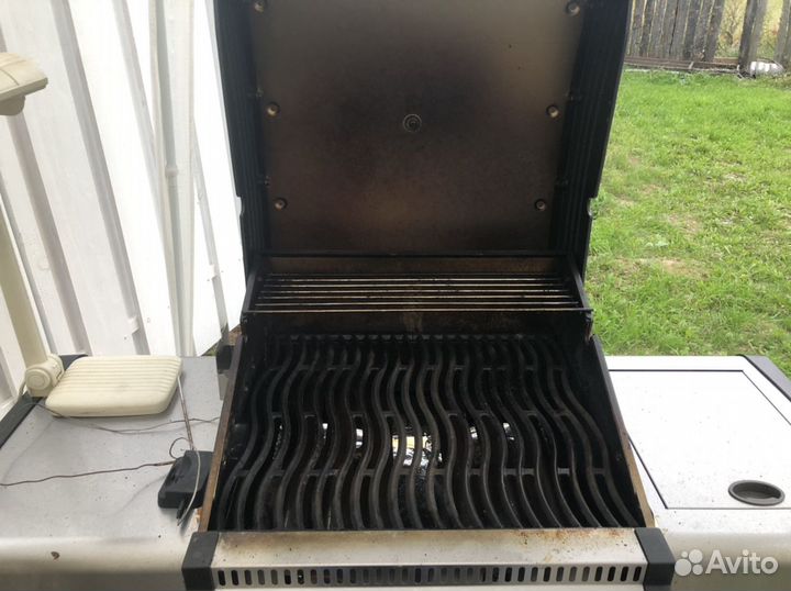 Газовый гриль Napoleon legend