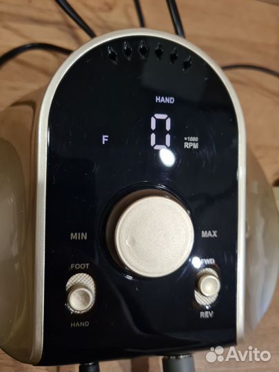 Аппарат для маникюра и педикюра