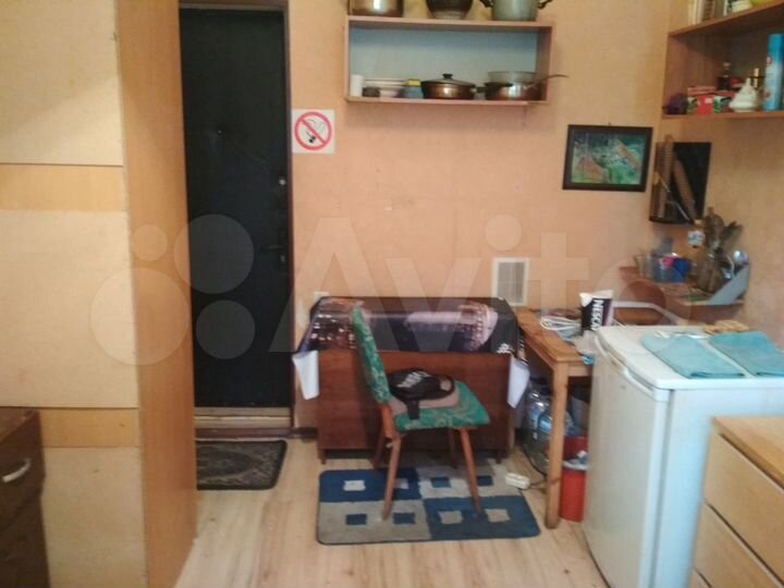 Комната 14 м² в 1-к., 1/4 эт.