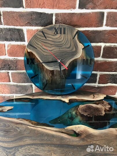 Часы из слэба и эпоксидной смолы 400мм