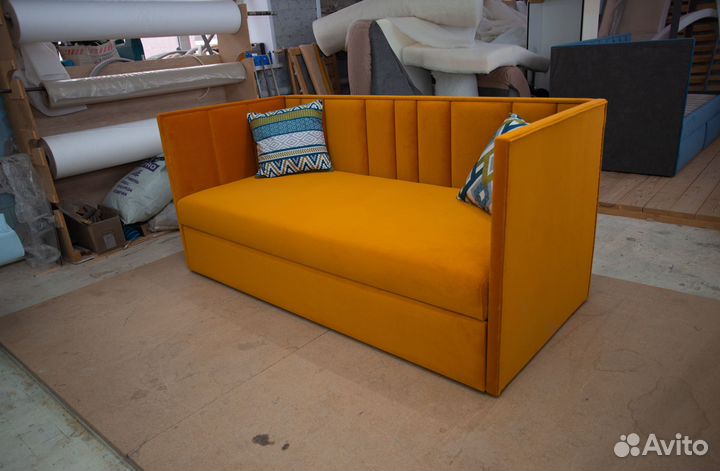 Кровать детская с матрасом с ящиками