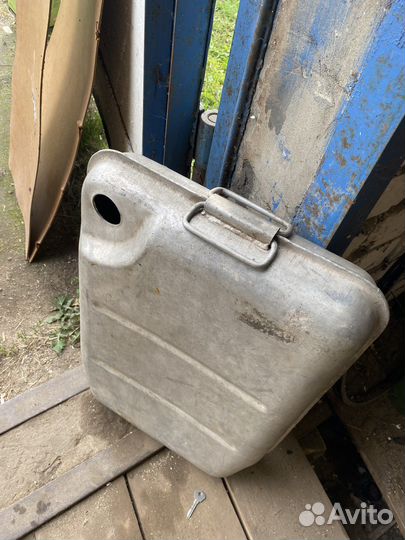 Канистра алюминевая с ручками 30л