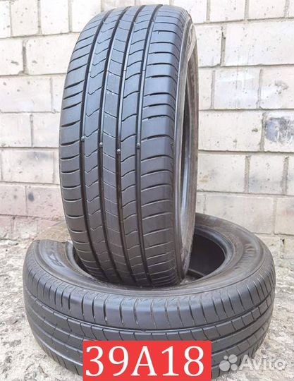 Kumho Ecsta HS51 215/60 R17 96S