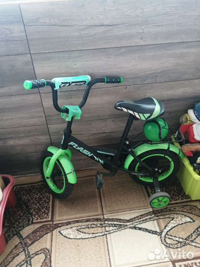 Детская кроватка Афто люлька санки два велосипеда