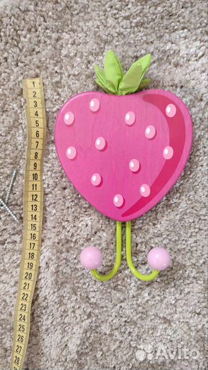 Вешалка Клубничка Kidkraft