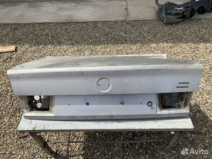 Крышка багажника BMW E34