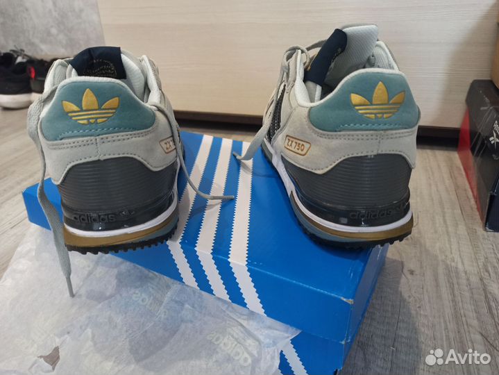 Кроссовки adidas zx 750