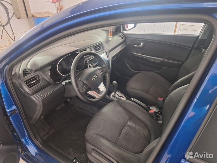 Kia Rio 1.4 AT, 2011, 70 303 км