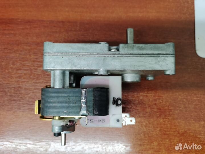 Мотор-редуктор для карусельного гриля