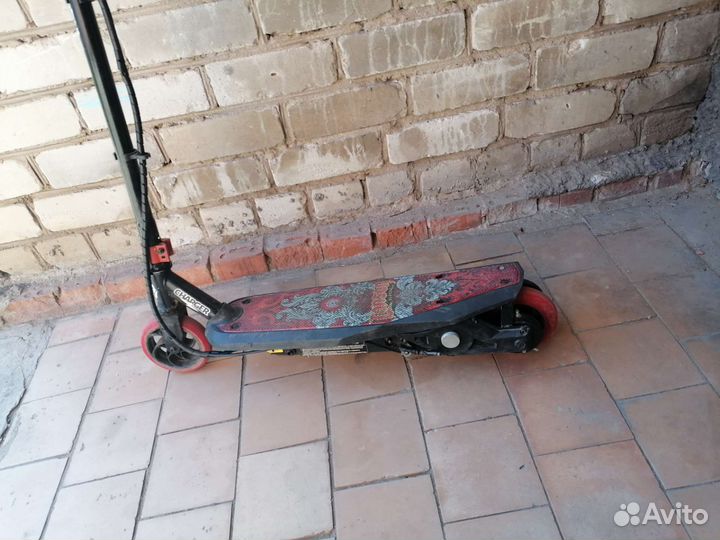 Детский электросамокат