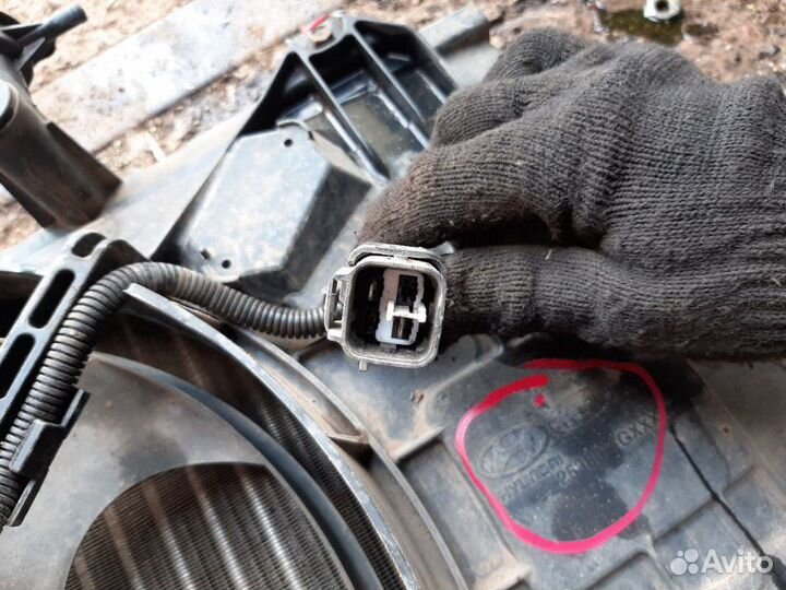 Вентилятор охлаждения радиатора Kia Rio 1.4 G4EE