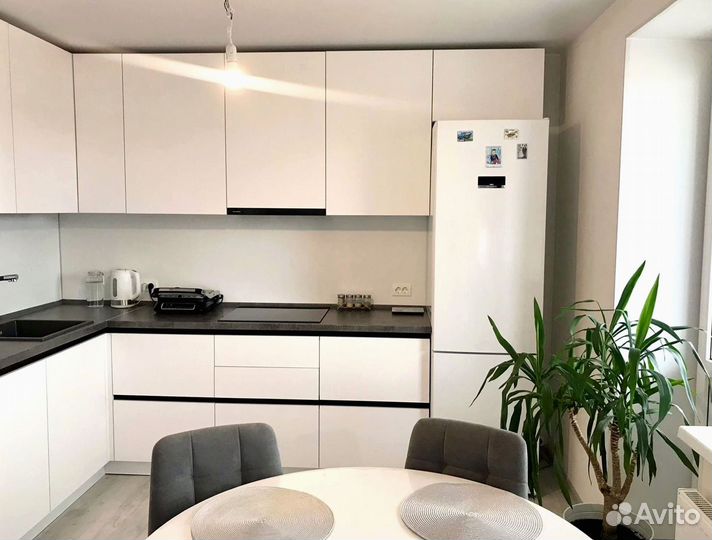 Кухня на заказ. Доставка и сборка