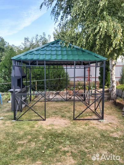 Беседка с мангалом