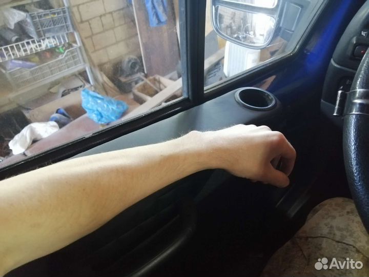 Подлокотник на газель дверной