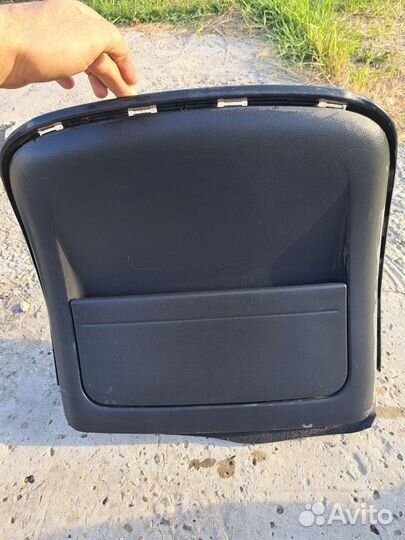 Накладка сиденья левый Toyota Camry 40