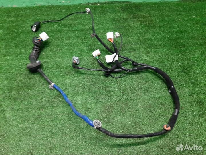 Проводка двери задней правой KIA Sportage 3 (SL)