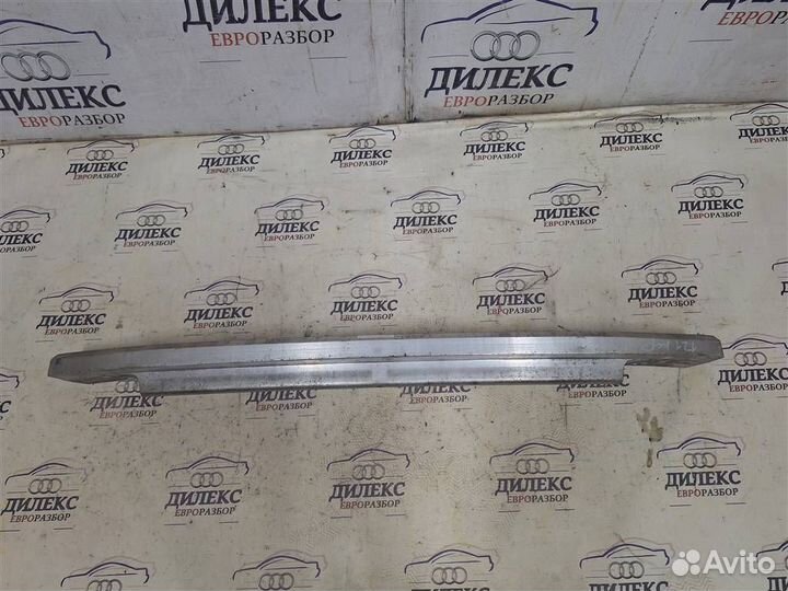 Усилитель переднего бампера Audi Q7 2005
