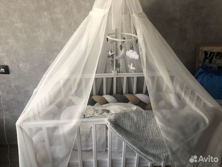 Мобиль на кроватку из фетра