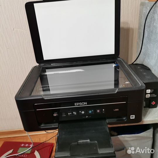 Мфу струйный Epson на запчасти