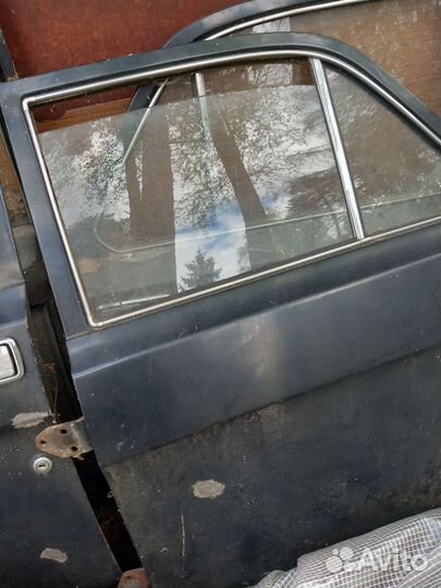 Дверь на волгу 3110