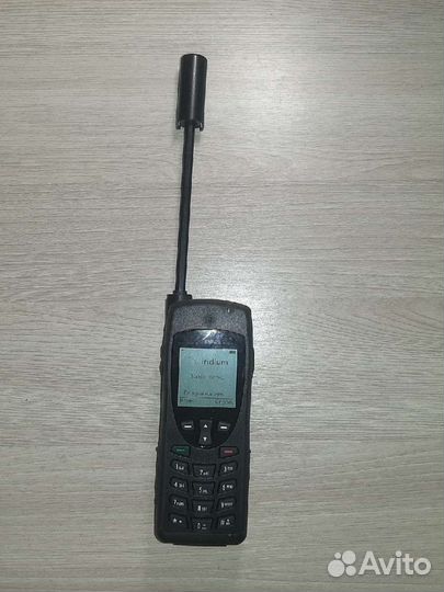 Спутниковый телефон iridium 9555