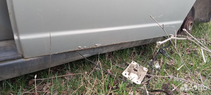 Двери передние задние Volvo s80 1