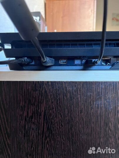Sony PS4 pro 1tb
