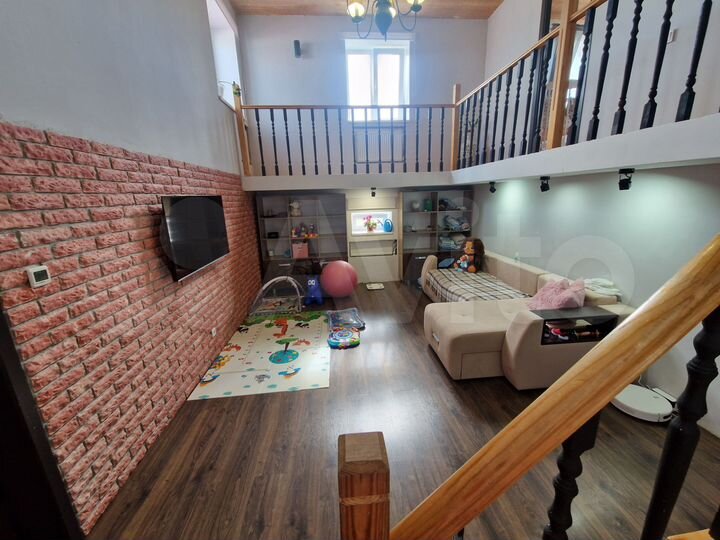 Дом 139 м² на участке 10 сот.