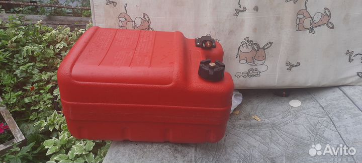 Бак топливный для лодочного мотора 24 литра