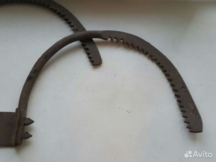 Кошка для лаза по деревьям ретро