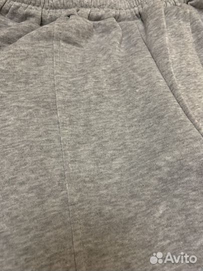 Спортивный костюм новый