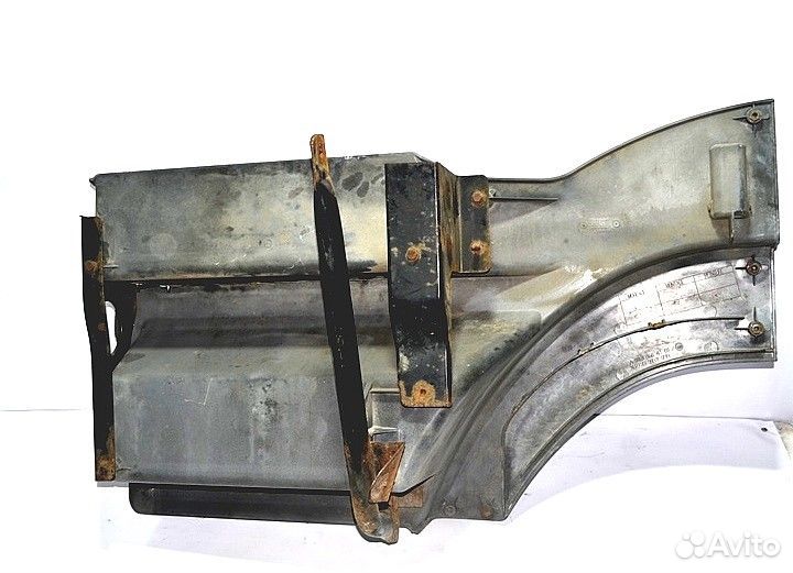 Корпус основной подножки, правый mercedes-benz Act