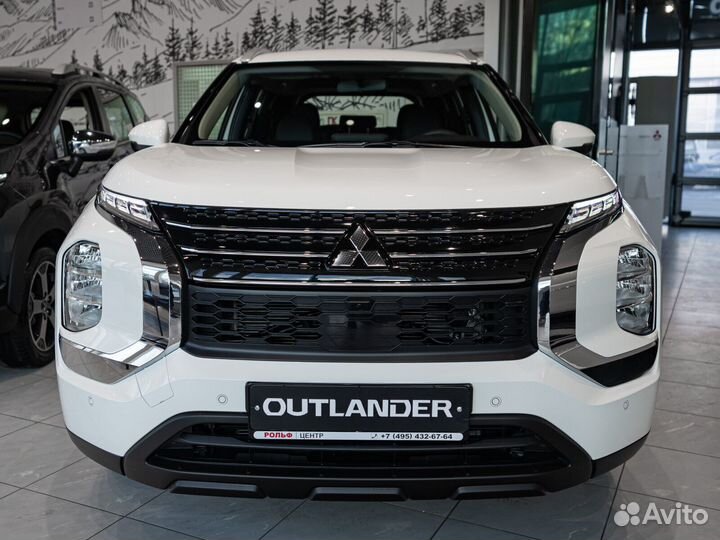 Mitsubishi Outlander 2.5 CVT, 2023