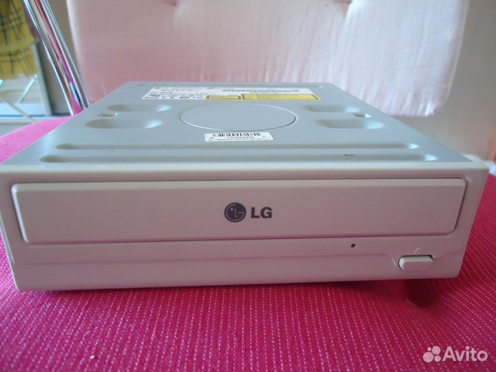 CD-ROM Drive модель GCR-8525B