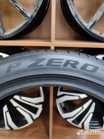 Pirelli P Zero PZ4 275/40 R21 и 315/35 R21 107Y