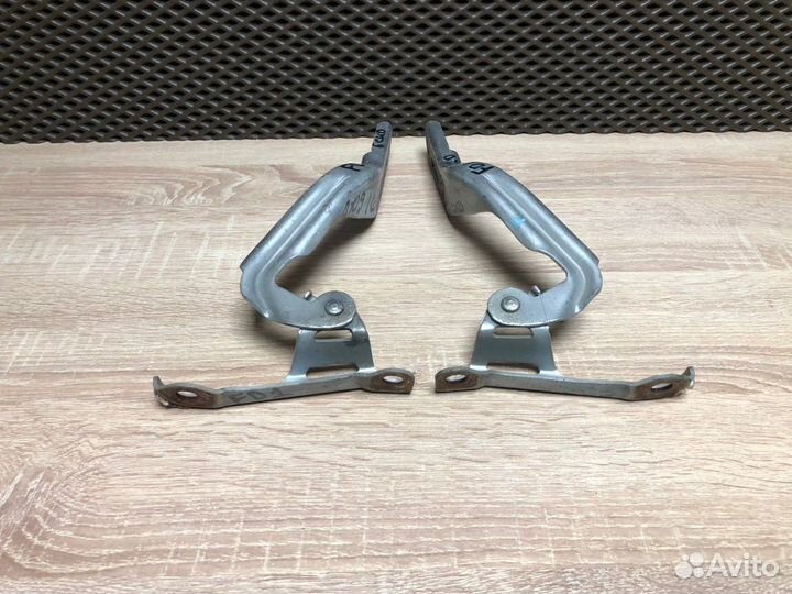 Петля капота Honda Civic FD 2008