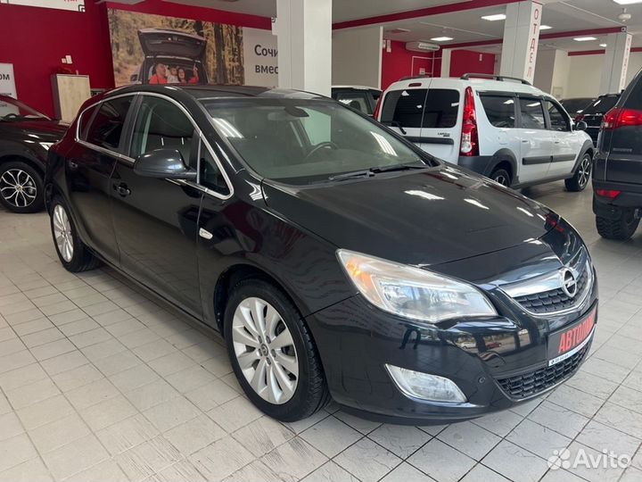 Opel Astra 1.6 AT, 2012, 140 120 км