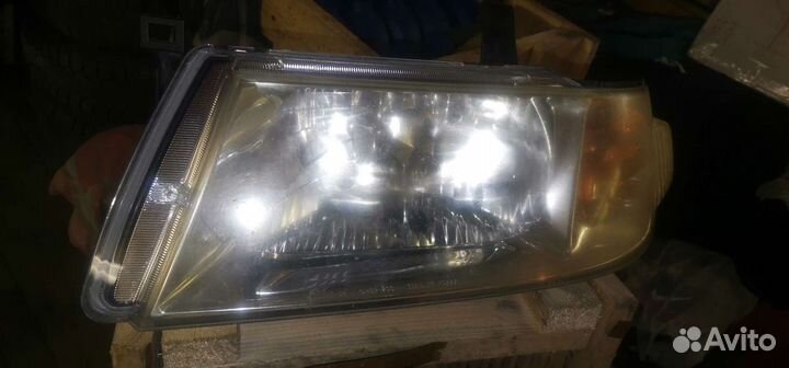 Фары mazda bongo