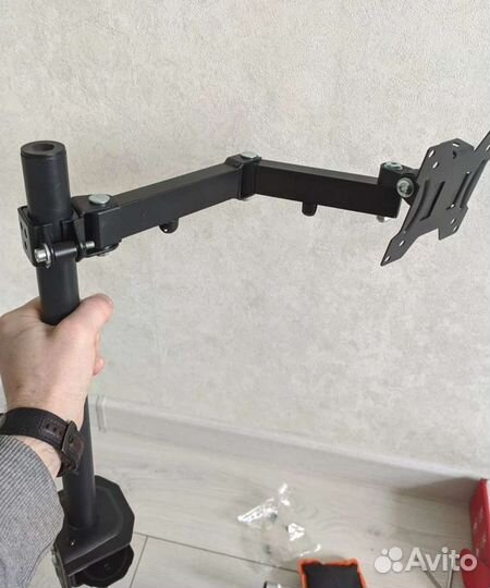 Настольный кронштейн для монитора 13