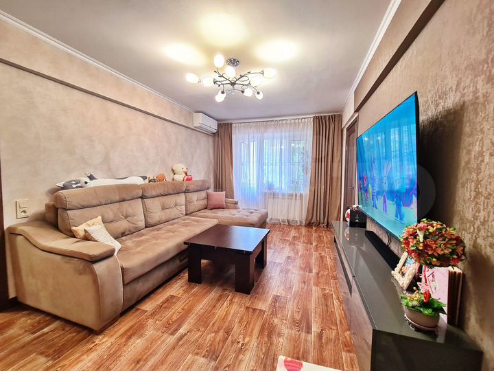 3-к. квартира, 56 м², 2/5 эт.